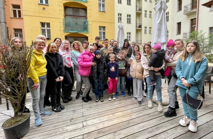 Nadace rodiny Morávkových se zapojila do pomoci Ukrajině