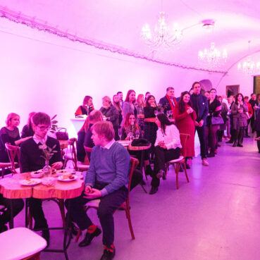 Violoncello pro&nbsp;Radka Mimru a&nbsp;benefiční večer plný naděje