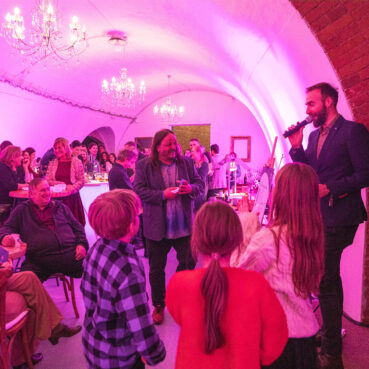 Violoncello pro&nbsp;Radka Mimru a&nbsp;benefiční večer plný naděje