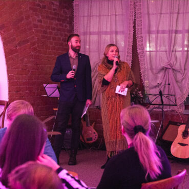 Violoncello pro&nbsp;Radka Mimru a&nbsp;benefiční večer plný naděje