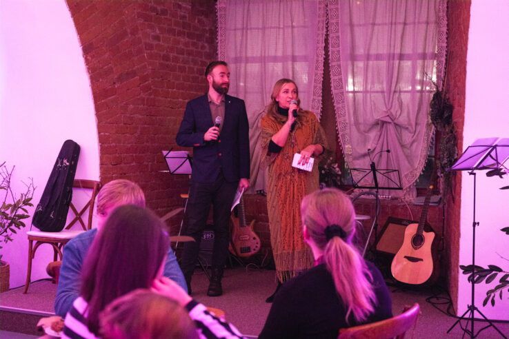 Violoncello pro&nbsp;Radka Mimru a&nbsp;benefiční večer plný naděje